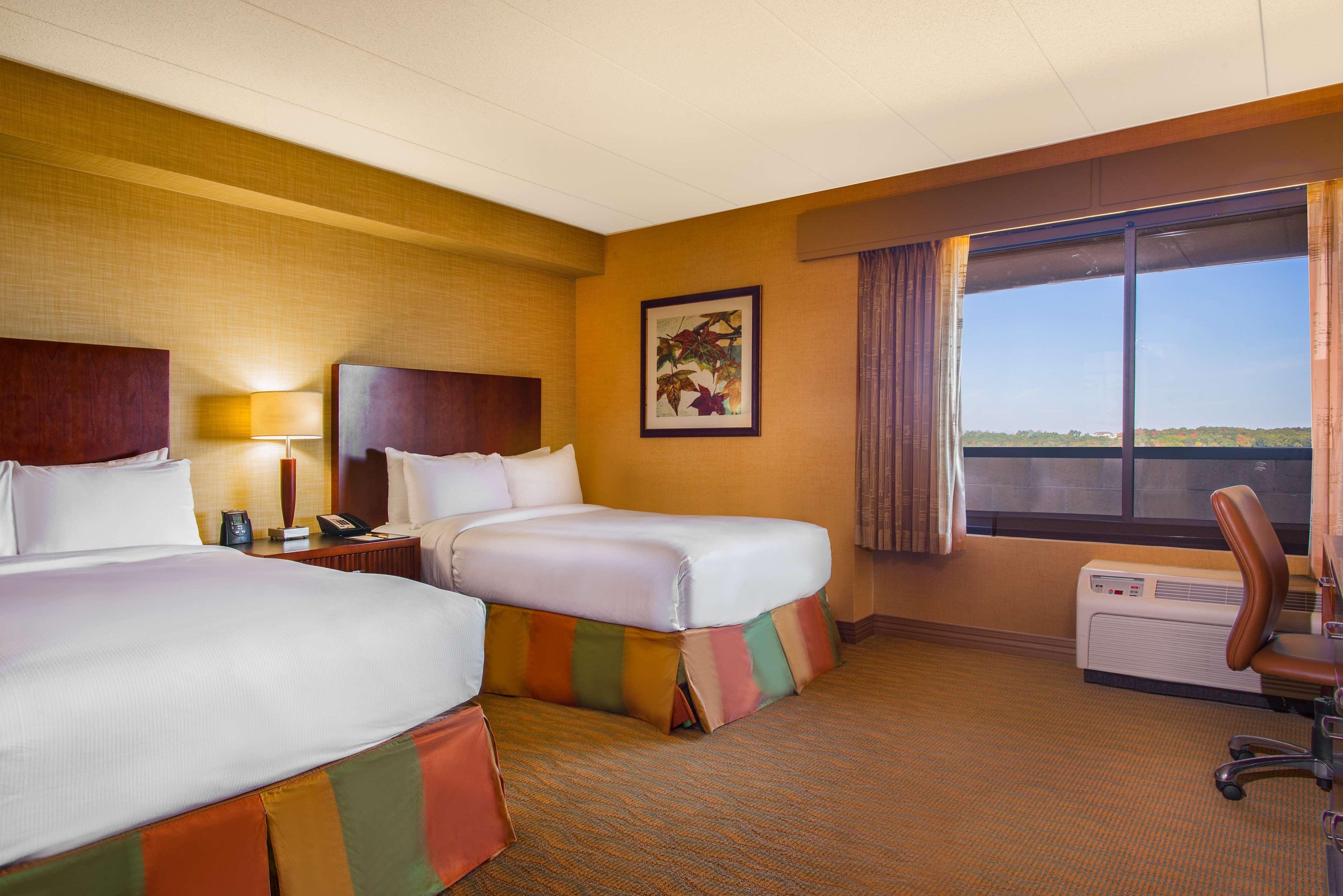 Doubletree Boston North Shore Danvers Exterior photo