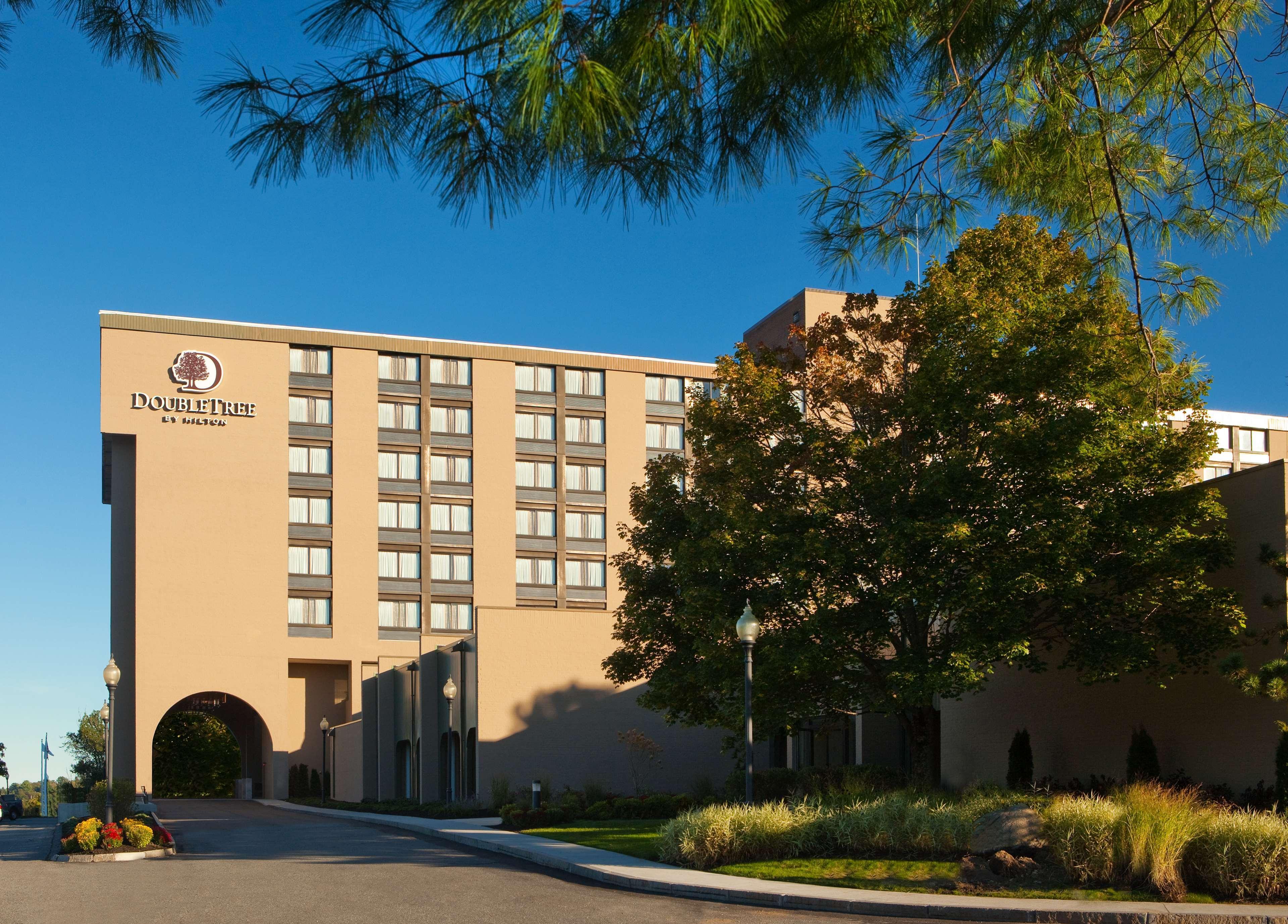 Doubletree Boston North Shore Danvers Exterior photo
