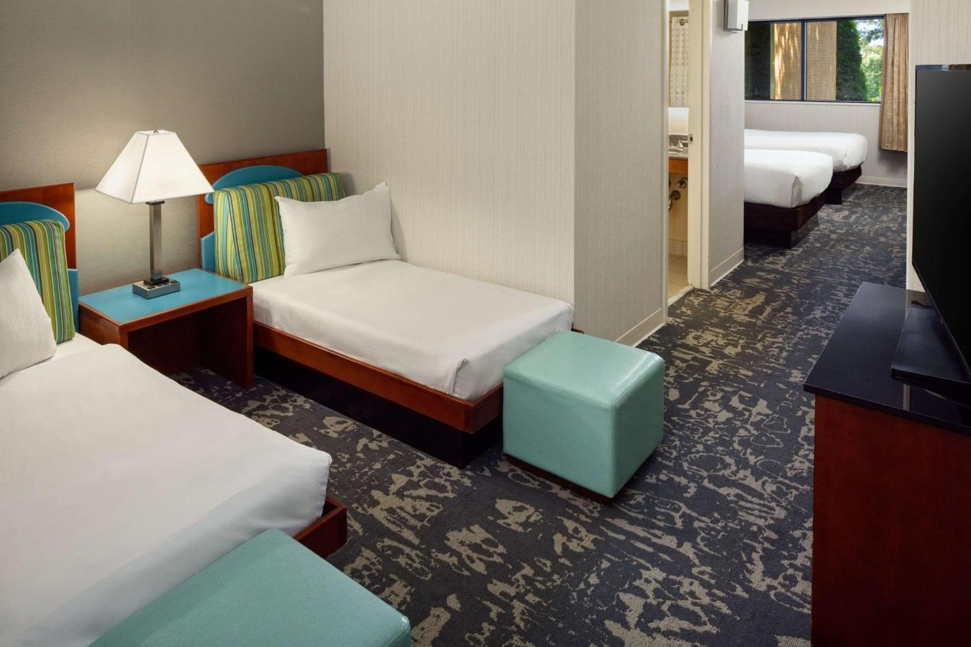 Doubletree Boston North Shore Danvers Exterior photo